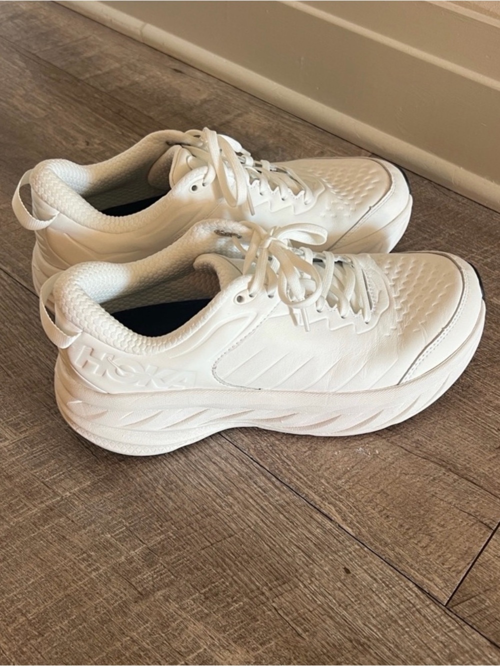 HOKA Women's Bondi SR Sneakers